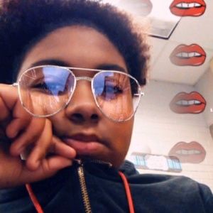 Meet your Posher, Venetia